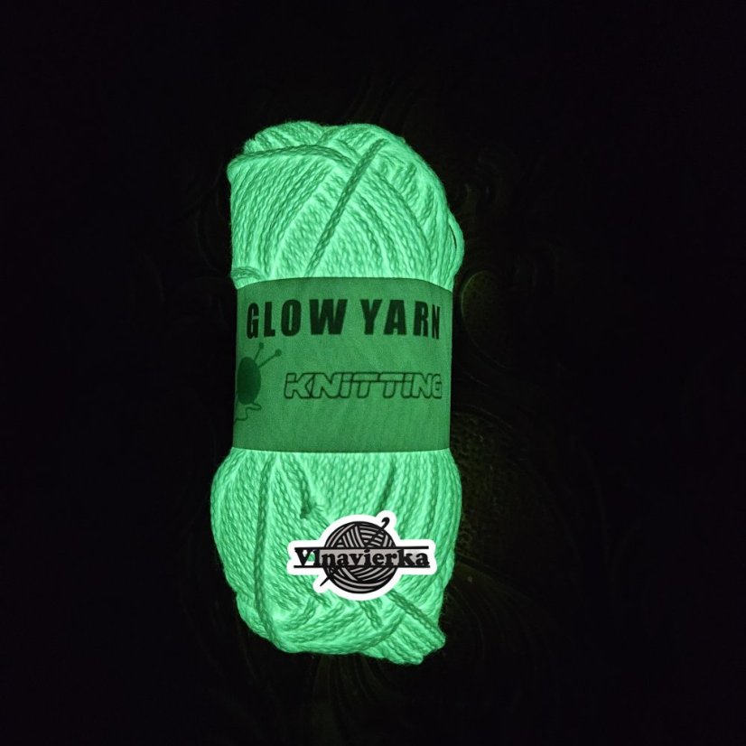 GLOW YARN příze svítící ve tmě G001F bilá makrame