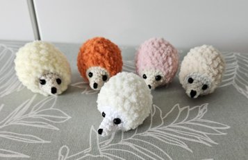 Hačkovany mini ježko