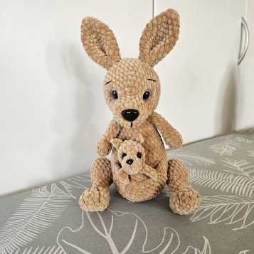 Hačkovaný klokam 30 cm