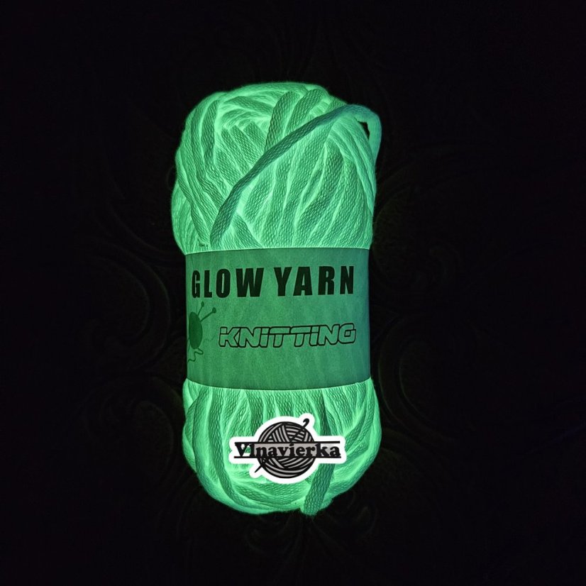 GLOW YARN priadza svietiaca v tme G005E neonová zelena šnur