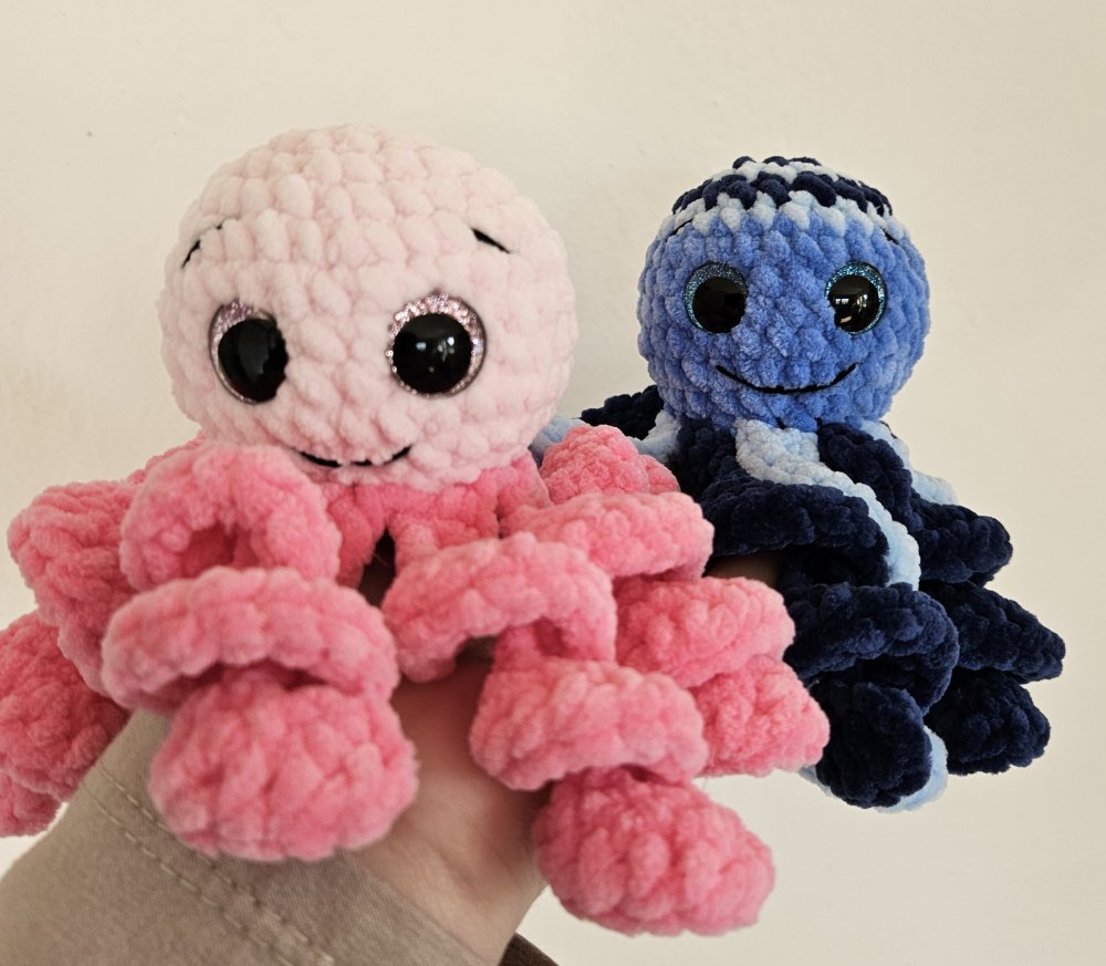 Hačkovana chobotnica 12cm