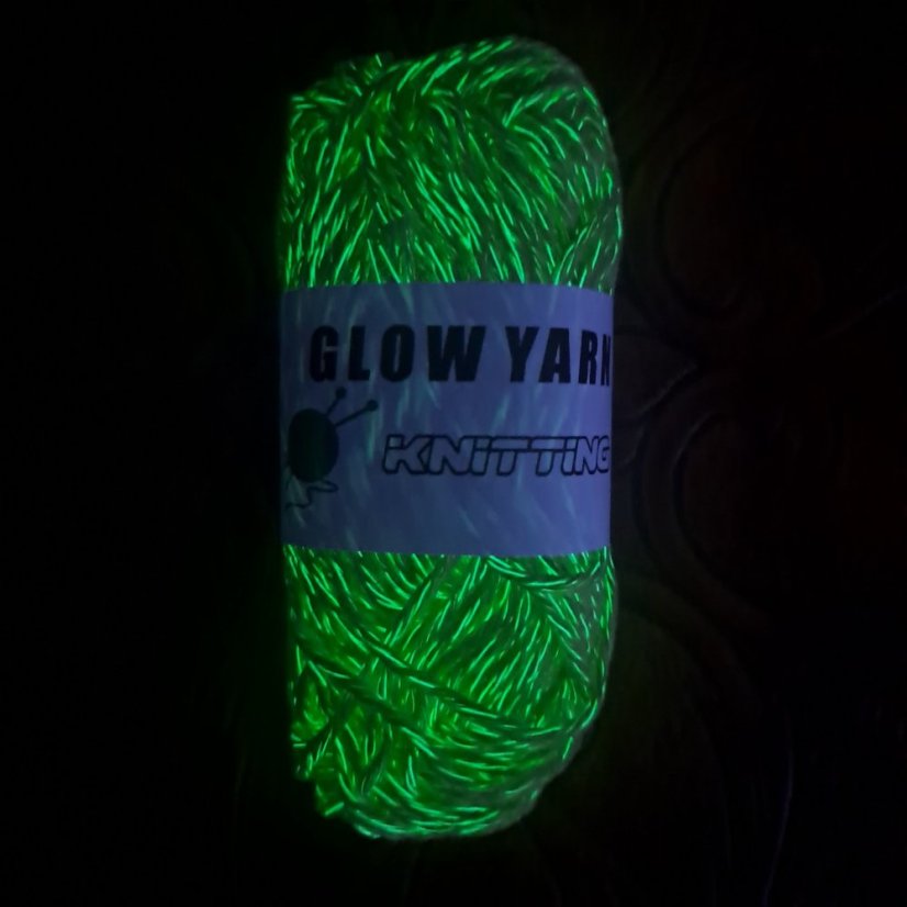 GLOW YARN priadza svietiaca v tme GC445 béžová