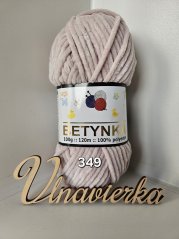 Betynka 349 pudrová