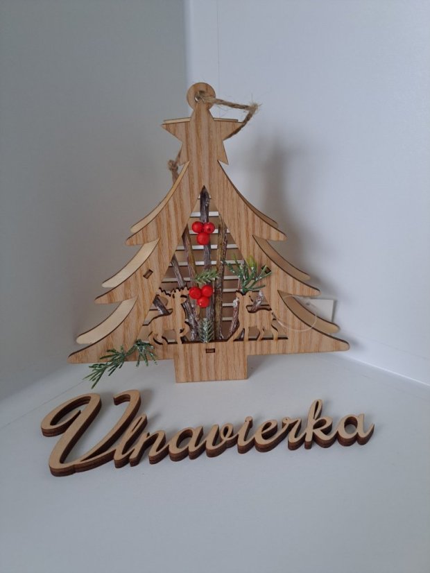 Drevená dekoracia stromček 16 cm